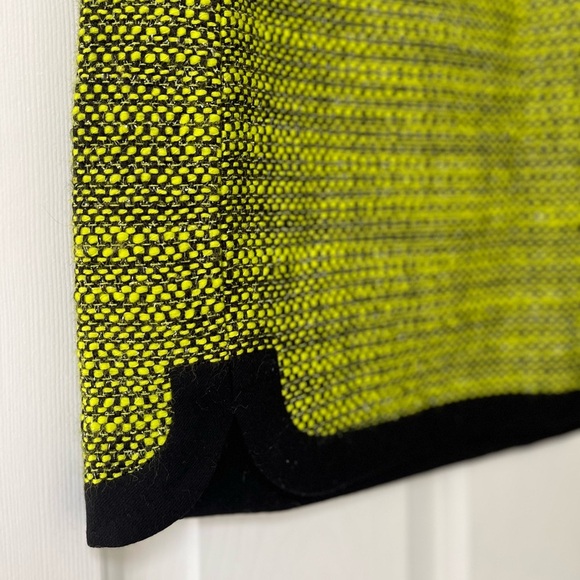 Stylish Green and Black Women's Skirt - Picture 5 of 15